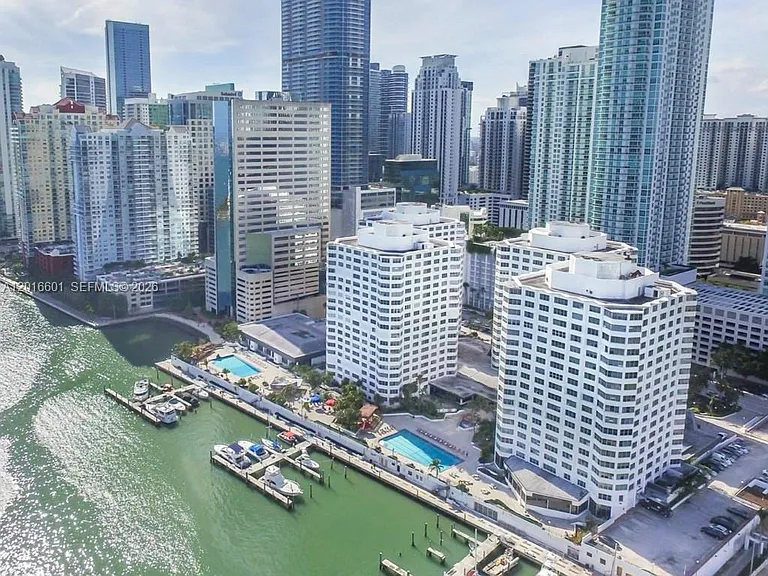 825 Brickell Bay Dr #2050 — Photo 15