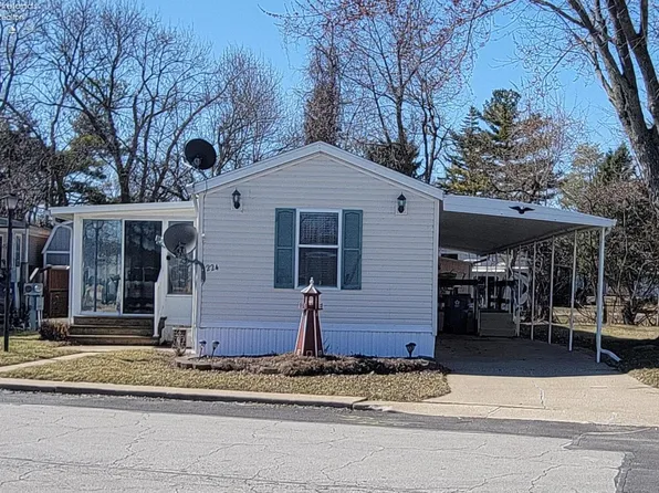 224 Driftwood Dr, Pt Clinton, OH 43452