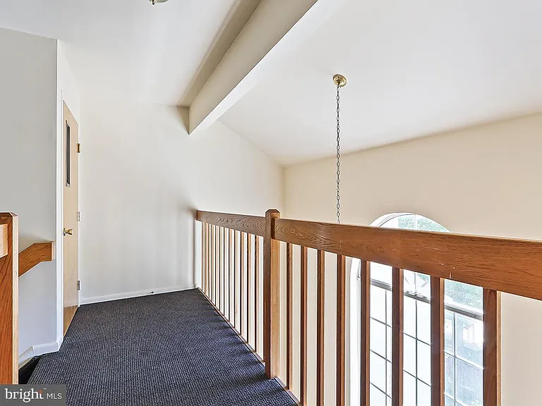 303 Trinity Ct #11 — Photo 5