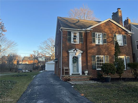 2nd image of 2399 Edgerton Rd