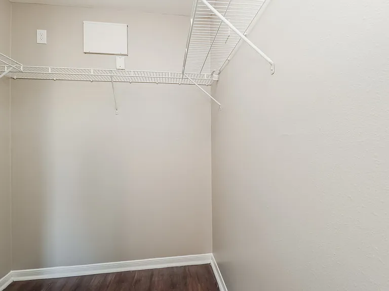 16207 Imperial Forest Ln — Photo 12