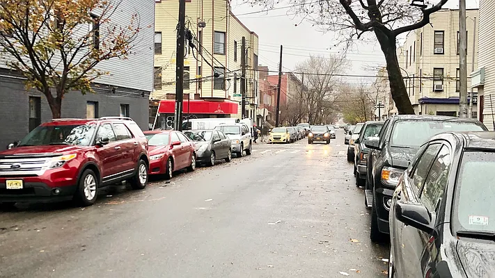 Rented by Nooklyn NYC LLC | media 42