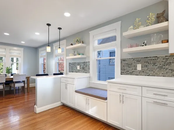 15 Whitman Rd, Medford, MA 02155