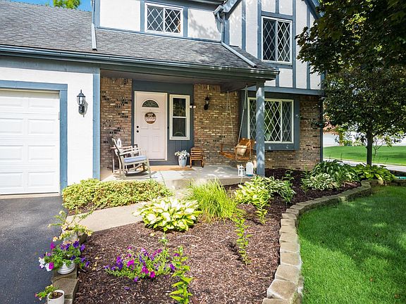 2nd image of 12357 Woodsfield Cir W