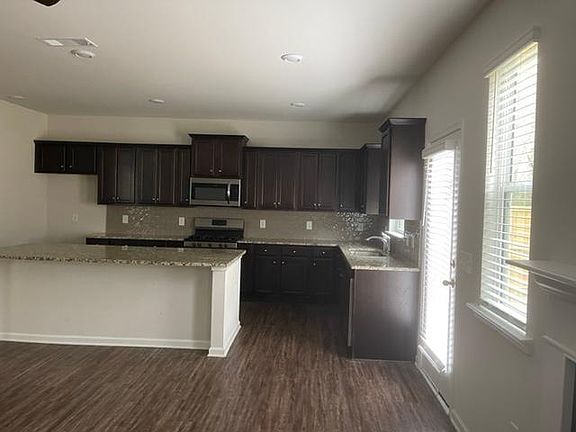 2nd image of 215 Aimes Dr