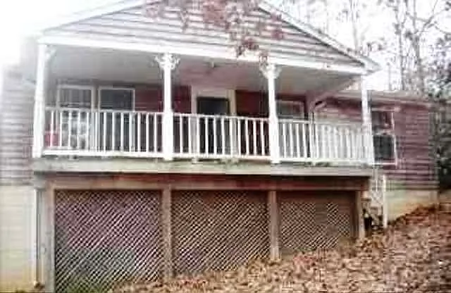 11504 Paxton Dr photo 1