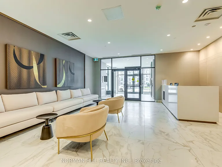 490 Gordon Krantz Ave #422 — Photo 31