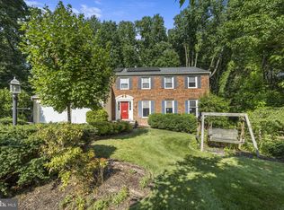 3614 Camelot Dr, Annandale, VA 22003