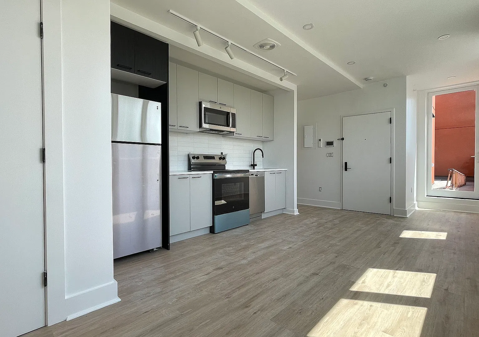 129 Mcdonald Avenue — Photo 1