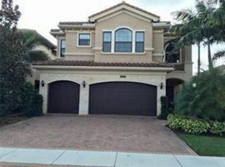 8212 Lawson Bridge Ln, Delray Beach, FL 33446