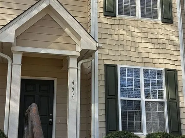 4411 Log Cabin Dr, Raleigh, NC 27616