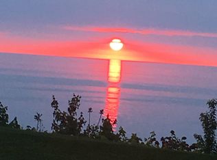 3300 Baer Beach Rd, Erie, PA 16505