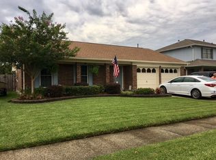 808 Fairfax Dr, Gretna, LA 70056