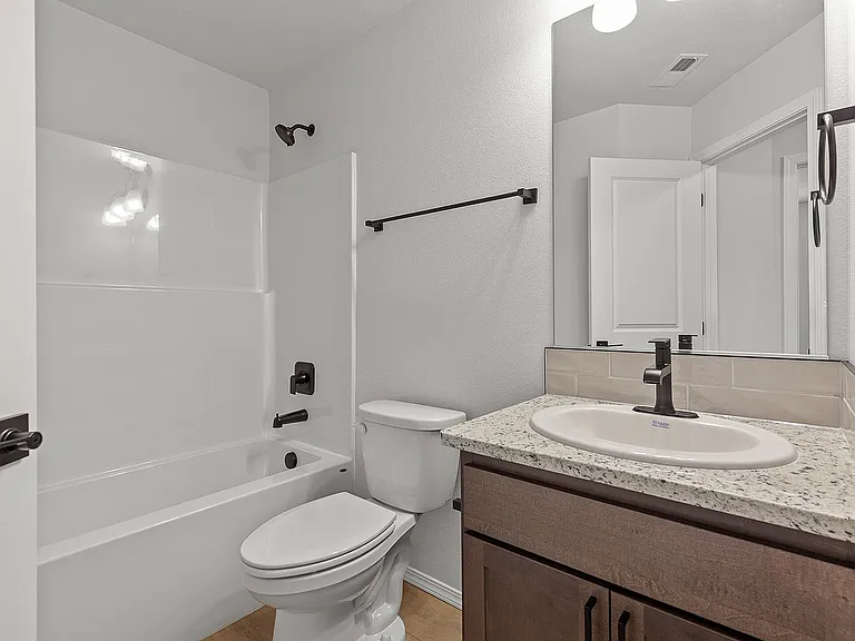 4315KayleeLn-17