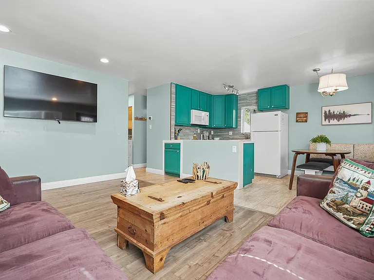 433 Mountainaire Ln #A & B — Photo 17