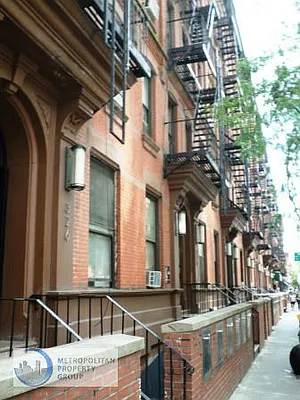 Rented by Metropolitan Property Group | media 4