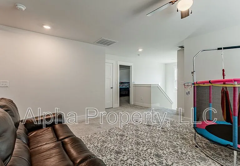 203 Pewter Cir — Photo 21