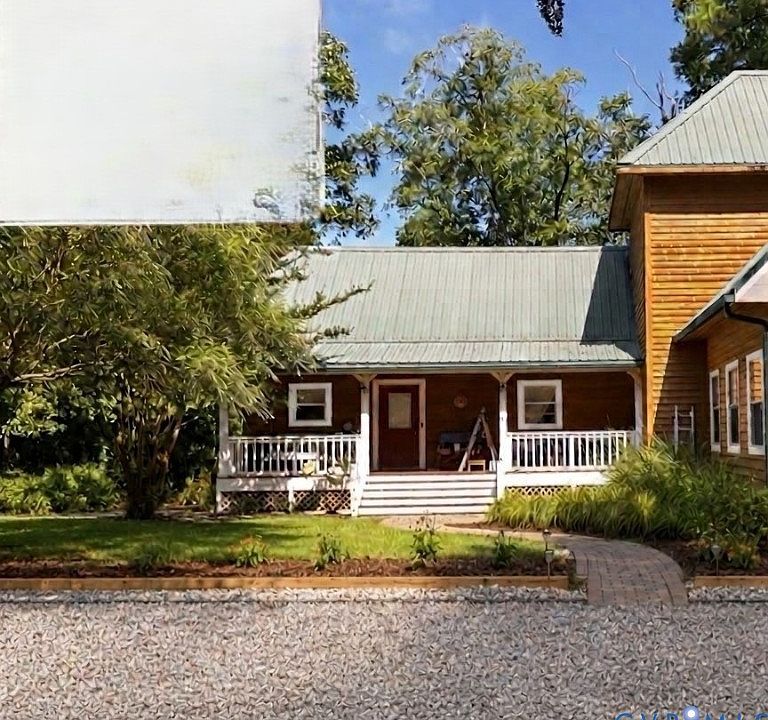 1st image of 450 Newtown Rd