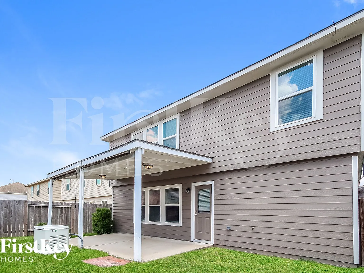 4 bed, 2.5 bath, 3220 sqft, $2,520 — Photo 3