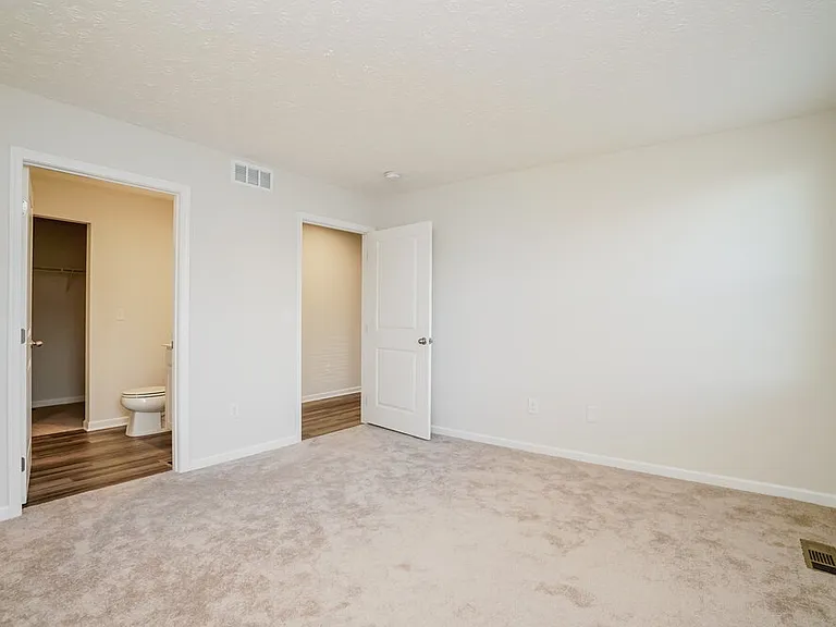 1971 Lake Crest Dr — Photo 10