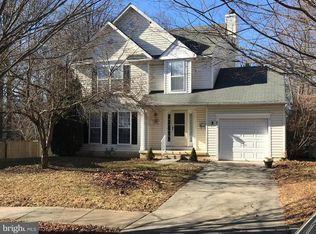 8 Sugar Ct, Catonsville, MD 21228