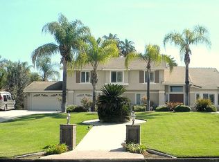 14322 Pear St, Riverside, CA 92508