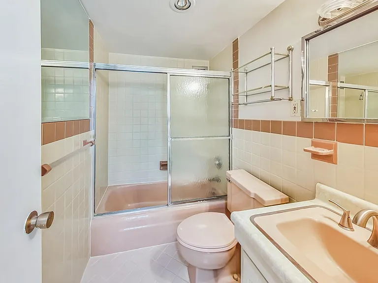 400 O St SW #203 — Photo 17