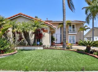 6671 Crista Palma Dr, Huntington Beach, CA 92647