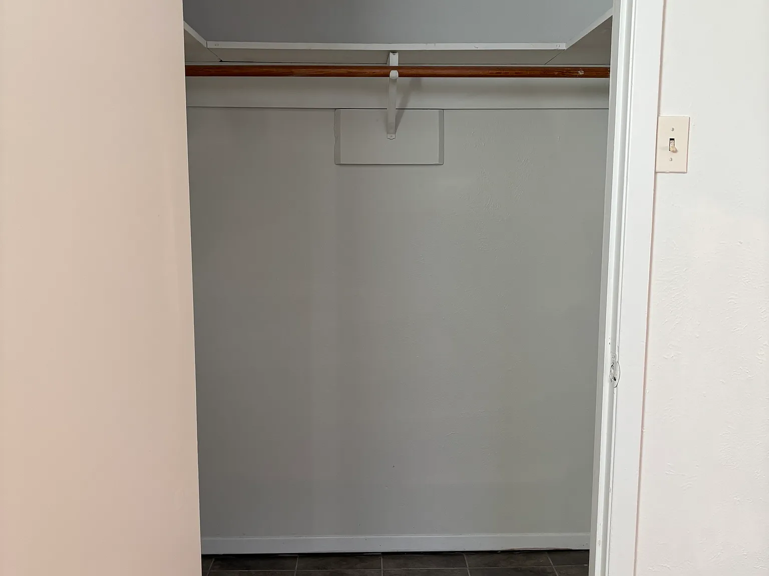 419 Ada St — Photo 2