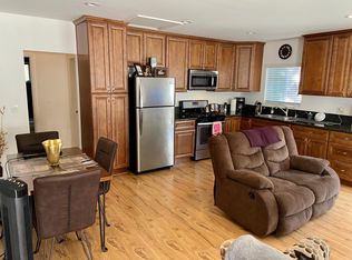 7817 Claybeck Ave, Sun Valley, CA 91352