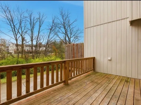 315 Foxfire Dr, Columbia, MO 65201