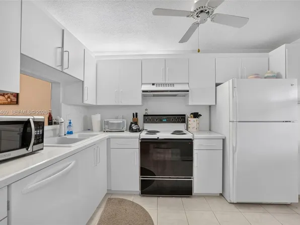 3774 Inverrary Blvd APT 309P, Lauderhill, FL 33319
