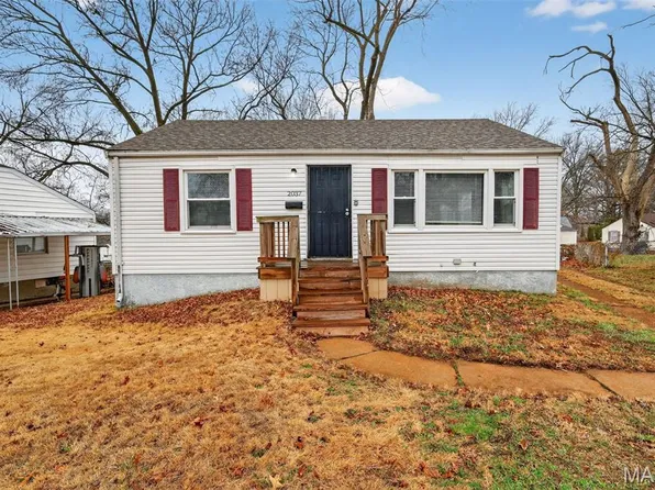 2037 Bainbridge Dr, Saint Louis, MO 63133