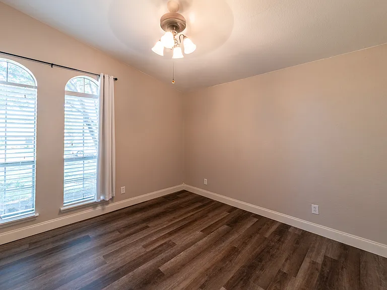 2709 Forest Grove Dr #2709 — Photo 4