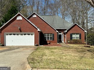 12313 Riviera Dr, Fayetteville, GA 30215