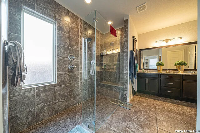 8923 Monument Parke — Photo 18