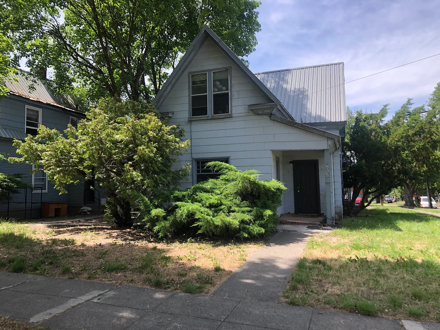 3 bed, 714 sqft, $1,200 — Photo 1
