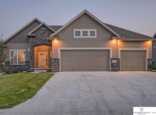 19962 Jefferson St, Omaha, NE 68135