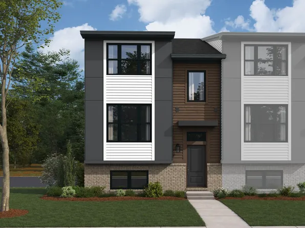 1018 Pine Tree Ln, Troy, MI 48085