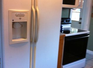 9 S Shore Rd, Thompson, CT 06277