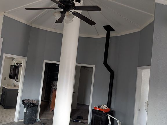 4th image of 2247 Denver Blvd
