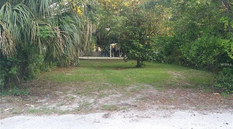 2nd image of 2525 30th Ave N