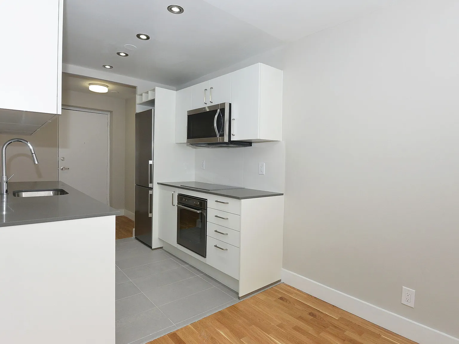 25 Eccleston Drive — Photo 3