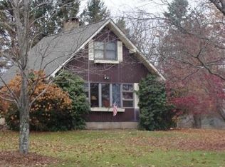 165 Pierce Rd, Greenfield Township, PA 18407