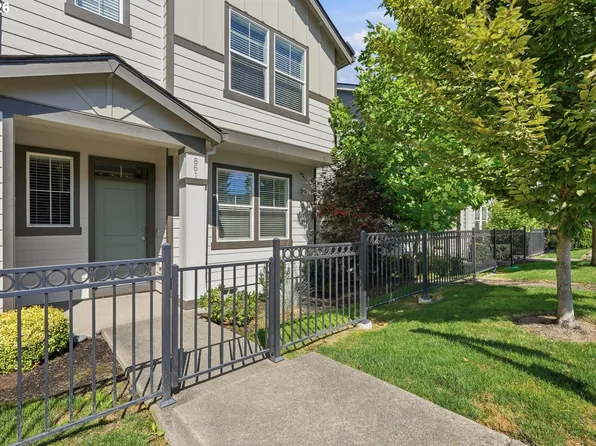 861 N 19th Ave, Cornelius, OR 97113