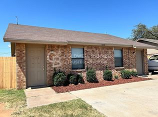 4618 Erskine St #B, Lubbock, TX 79416