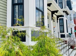 15 Boardman St #1, Cambridge, MA 02139