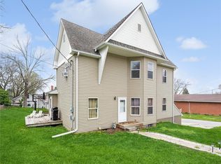 127 E Howard St, Colfax, IA 50054