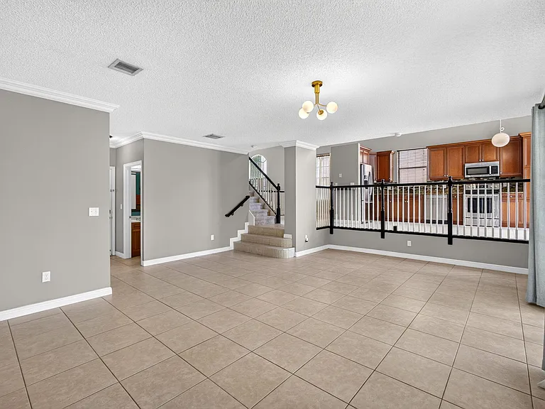 1204 Oakwater Dr — Photo 25