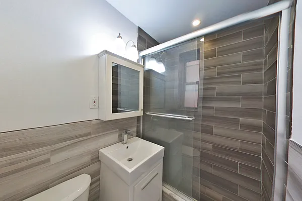 Rented by Platinum Properties | media 13